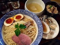 「【nijiの日限定】合鴨とホンビノス貝のつけそば（中盛り）」@麺処 ほん田 nijiの写真