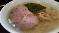 「塩ラーメン  700円」@地鶏ラーメン はるくの写真