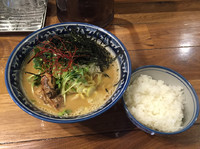 「牡蠣・拉麺 900円（ライスランチサービス）」@麺や佐市の写真
