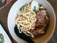 「ソーキそば819円」@輪っしょい 国際通り店の写真