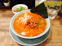 「旨辛ラーメン700円+ミンチ丼 ランチ時100円」@横浜醤油豚骨ラーメン 銀十の写真