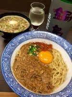 「【季節限定】牡蠣味噌かま玉つけそば＋プレミアム日本酒」@頓知房の写真
