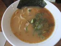 「鯛だしらーめん(680円)」@炙り鯛だしらーめん・つけ麺 サクラの写真