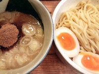 「味玉濃厚つけ麺（中盛・極太麺）」@麺や 兼虎の写真