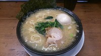 「ラーメン味たま790円」@横浜家系ラーメン 巣鴨家の写真
