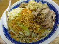 「汁なし（ニンニク）」@ラーメン アカリケンの写真