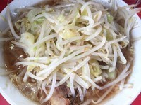 「ラーメン＋ニンニク」@ラーメン二郎 三田本店の写真