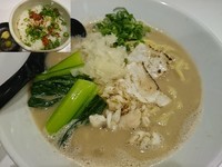 「濃厚真鯛白湯2nd 真鯛雑炊セット ￥1000」@海老・特濃煮干そば まるはの写真