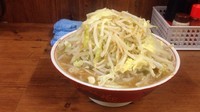 「普通盛 小 700円 野菜トリプル カラメ」@ラーメン二郎 品川店の写真