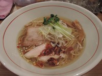 「地球の塩そば」@地球の中華そばの写真