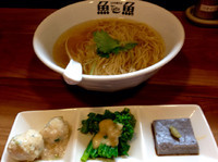 「立川らぁめん団コラボ
限定 黄金の鯛塩らぁ麺 ¥880」@立川中華そば とと ホンテンの写真