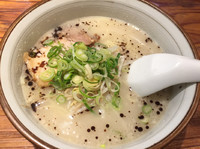 「四宝ラーメン(半チャンラーメンセット)¥830」@らーめん 熊五郎 新大阪1号店の写真