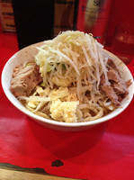 「小ラーメン 野菜少なめ ニンニク少し カラメ」@ラーメン二郎 府中店の写真