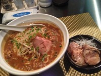 「【限定】味噌豚骨拉麺＋大盛＋チャー、800＋100＋200円」@麺匠 竹中の写真