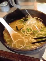 「鐙らーめん　710円」@麺や鐙壱番の写真