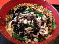 「ニンニクブラックらーめん　￥８００」@麺厨房 華燕の写真