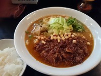 「【今月の限定】和牛ビーフカレー麺(ミニライス付)800円」@麺家 うえだの写真