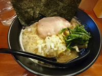 「醤油豚骨」@横浜家系らーめん 極楽家の写真