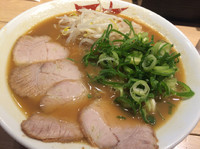 「ブラック」@京都中華そば 天天有 大井町店の写真