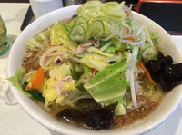 「背脂入りしょうゆたんめん」@麺処 まるよし商店の写真