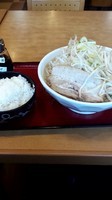 「富士ラーメン大盛、野菜増し+ライス大盛」@十兵衛の写真