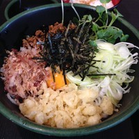 「【期間限定】台湾油そば（￥500）＋温泉玉子（クーポン）」@ゆで太郎 南青山一丁目店の写真