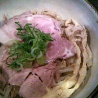 「肉まきまぜそば（正式名称失念、780円）」@肉そば総本店 麺屋宗の写真