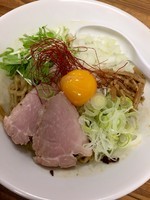 「油そば￥670＋生玉子￥50」@くじら食堂の写真