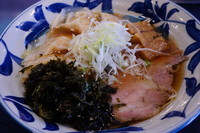 「海鮮わんたん麺（醤油）」@らーめん 神田 磯野の写真