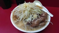 「大豚ラーメン、ニンニク、野菜」@ラーメン二郎 京急川崎店の写真
