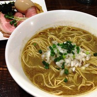 「濃厚煮干そば」@ニボムジャキの写真