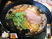 「塩ラーメンと卵かけご飯のセット900円麺固め」@麺屋中ひらの写真