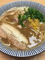 「ラム豚骨という個性的な一杯」@自家製麺 MENSHO TOKYOの写真