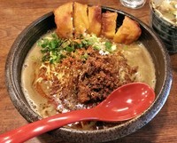 「排骨担々麺（3辛） \1000＋生搾りごま油 \100」@担担麺 手しごと ごま金の写真