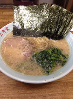 「ラーメン」@六角家 六角橋本店の写真