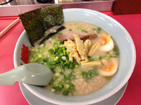 「プレミアム塩とんこつラーメン」@ラーメン山岡家 東千葉店の写真