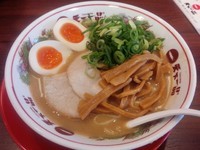 「味付煮卵ラーメン」@天下一品 富山掛尾店の写真