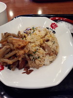 「どて焼き半チャーハン200円」@大阪・牛醬ラーメン  まこと屋 東京お台場店の写真