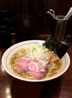 「煮干しそば」@煮干中華そば 鈴蘭 新宿店の写真