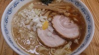 「背脂煮干しラーメン（830円）」@二葉 上荻店の写真