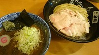 「つけそば（小） 800円＋ﾛｰｽﾄﾁｬｰｼｭｰ 120円」@中華蕎麦 とみ田の写真