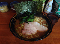 「ラーメン（大盛り）860円」@末廣家の写真