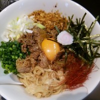 「牛肉まぜそば800円」@おおぜき中華そば店の写真