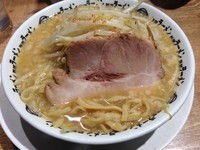 「野郎ラーメン（平打ち中太麺・固め）」@野郎ラーメン 新橋駅前店の写真