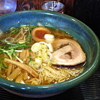 「支那そば700円（大盛りサービス）」@支那そば やまいちの写真