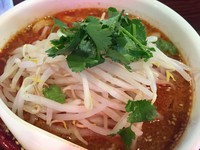 「麻辣刀削麺」@刀削麺荘 唐家 秋葉原店の写真