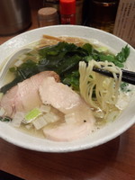 「十三浜わかめの濃口煮干そば780円」@福の神食堂の写真