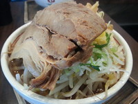 「びっくりチャーシュー味噌らぁ麺」@蔵出し味噌らーめん そい屋の写真