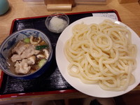 「肉汁うどん（並）880円」@うどん大財の写真