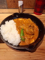 「北陸産大根と厚揚げ豆腐のチキンカレー990円」@野菜を食べるカレー camp express エキュート品川サウス店の写真